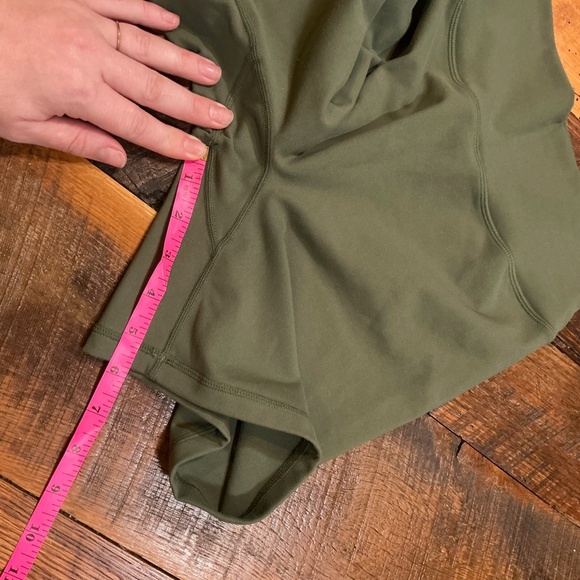 P’Tula Sculpt Shorts | Green | 6” Inseam | Women’s Size S - Picture 7 of 7